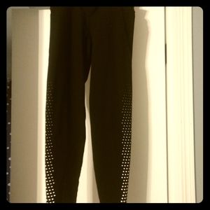 Women's workout leggings